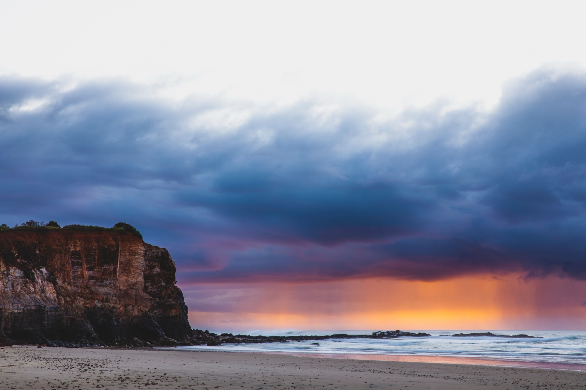 Beach and red cliffs along Yuraygir National Park
