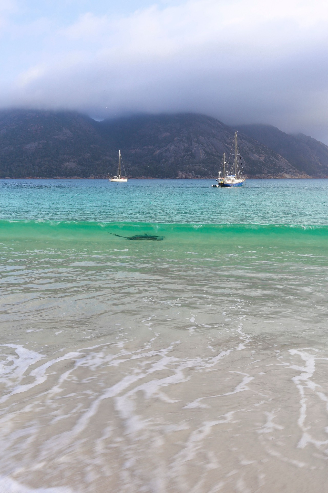 White sand and turquoise water at Wineglass Bay in Freycinet National Park